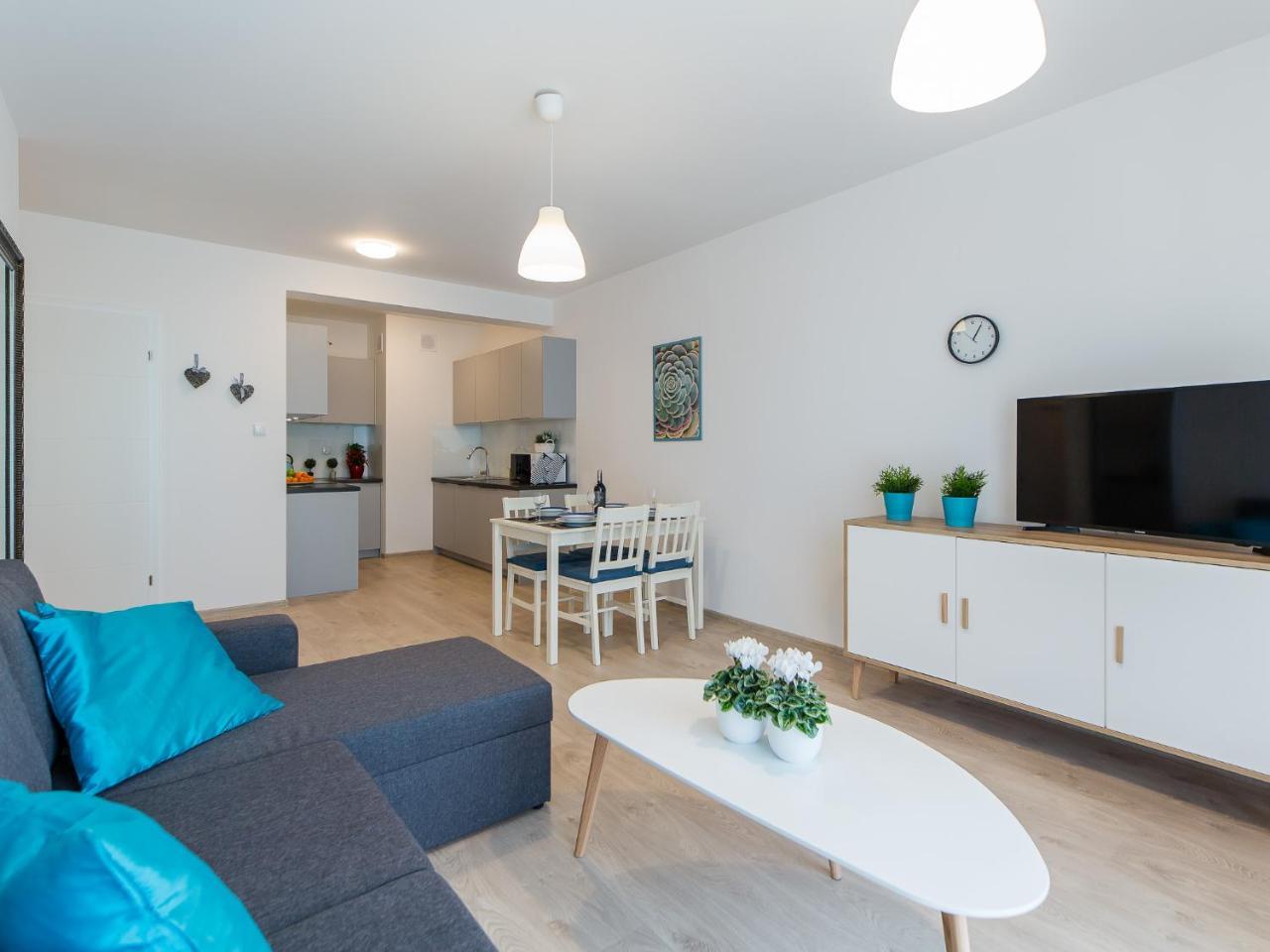Feniks Spa Apartments 10 By Jantar Apartamenty Kolobrzeg Room photo